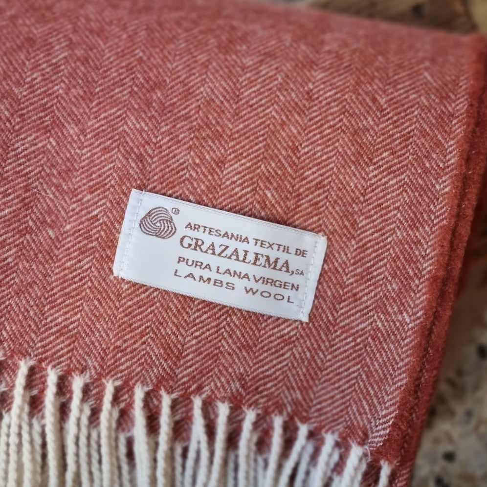 CLAY TRAVEL BLANKET | GRAZALEMA