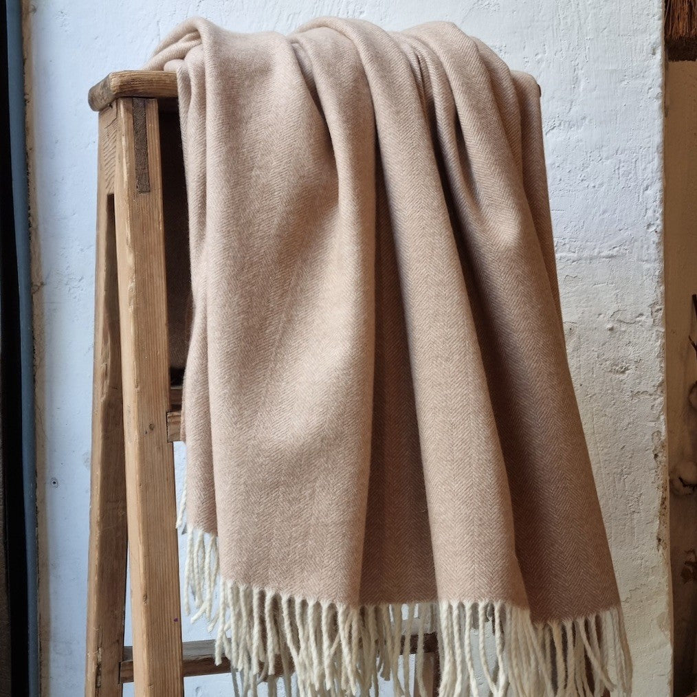 Camel Travel Blanket | Grazalema