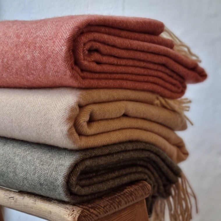 Camel Travel Blanket | Grazalema