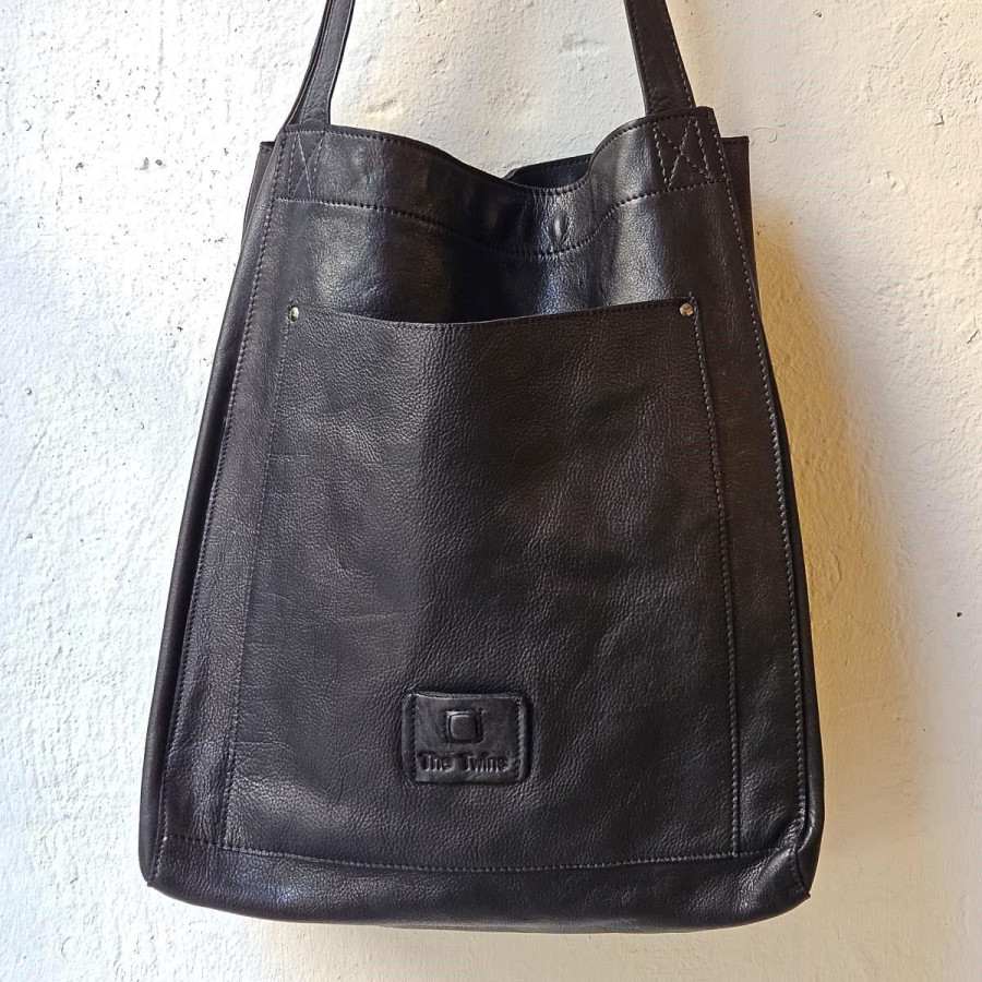 BOLSA TOTE CUERO NEGRA