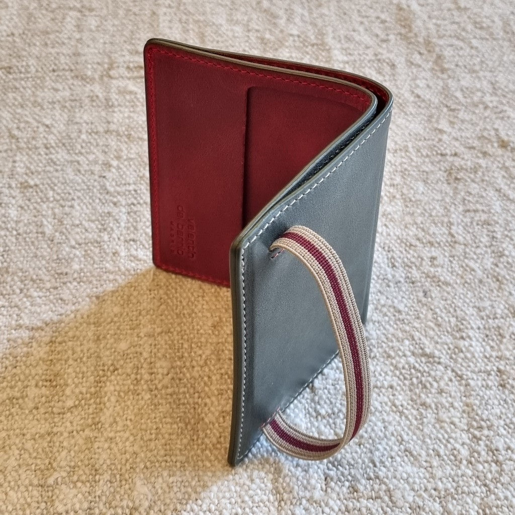 CARTERA VERDE MUSGO-GRANATE | VALENTÍN DEL BARRIO
