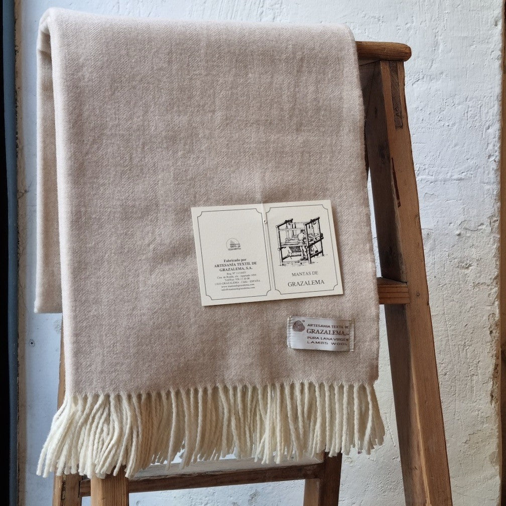 MANTA VIAJE NUEZ | GRAZALEMA