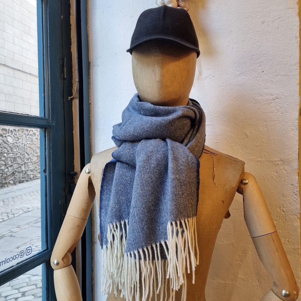 BUFANDA ANCHA AZUL KLEIN | GRAZALEMA