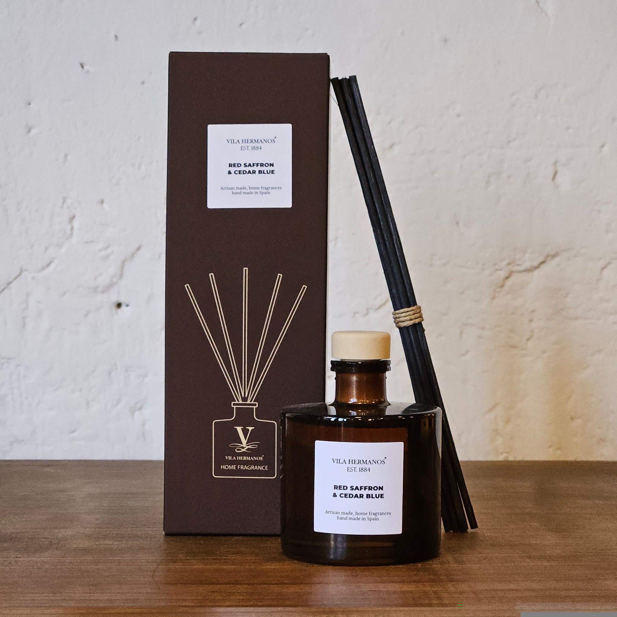 MIKADO RED SAFRON CEDRO 100 ml | VILA HERMANOS