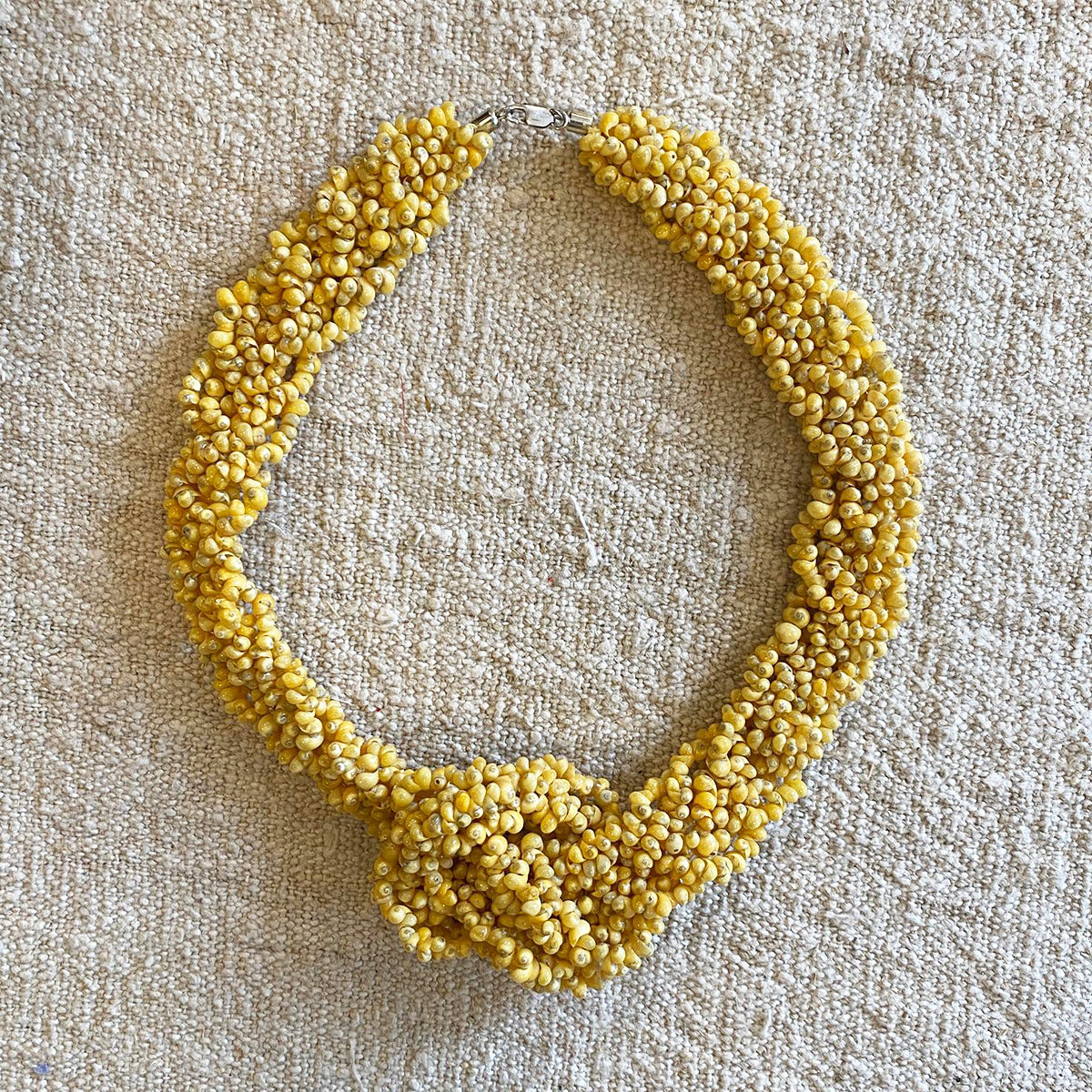 COLLAR CONCHITA NUDO AMARILLO | GALICIA