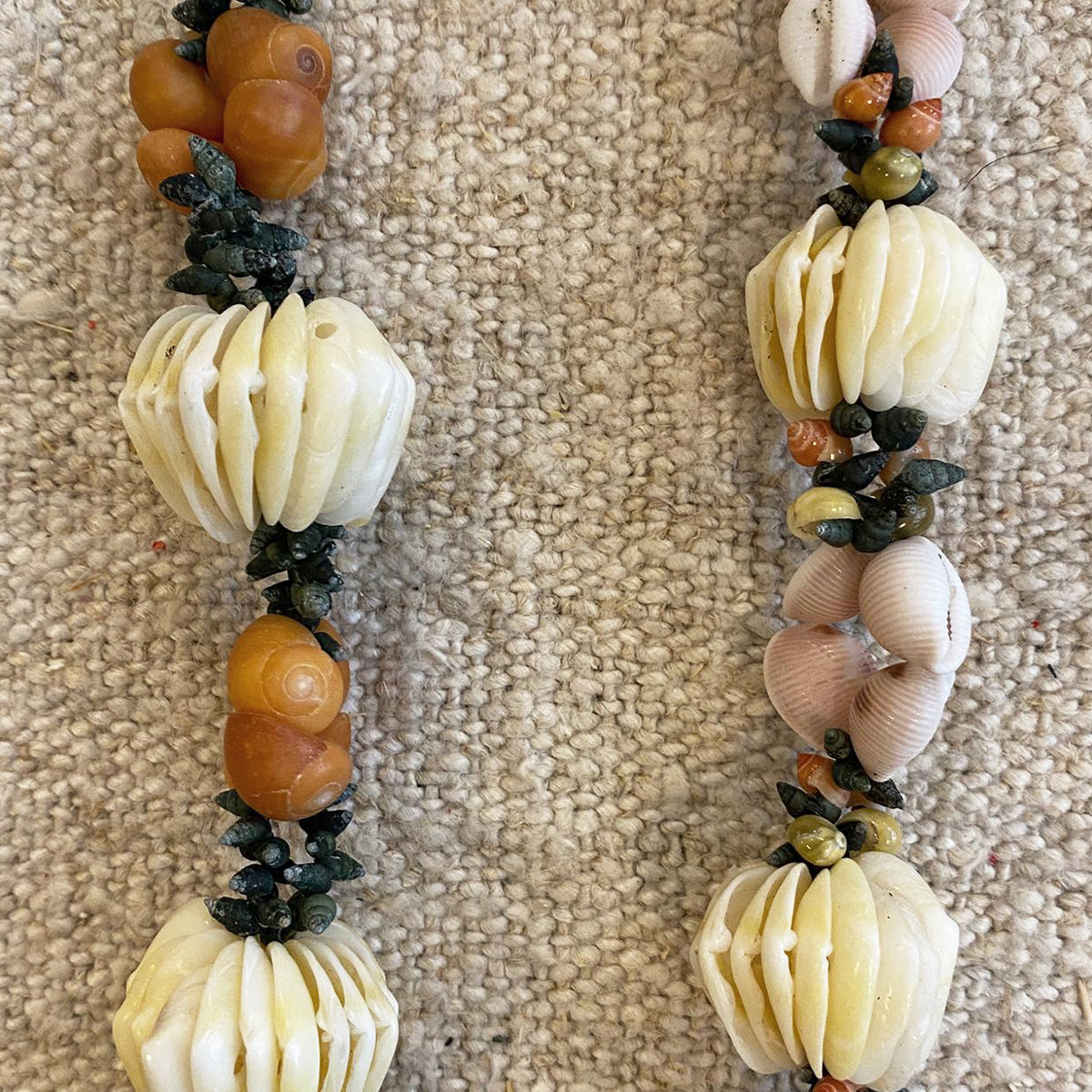 COLLAR BOLAS CONCHITA GALICIA