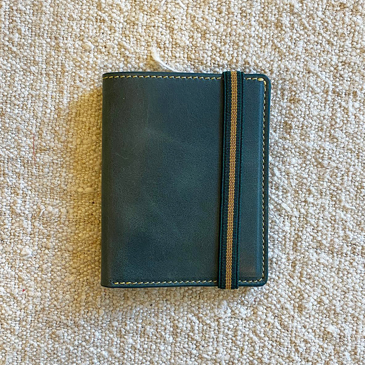 CARTERA VERDE MUSGO-MOSTAZA | VALENTÍN DEL BARRIO