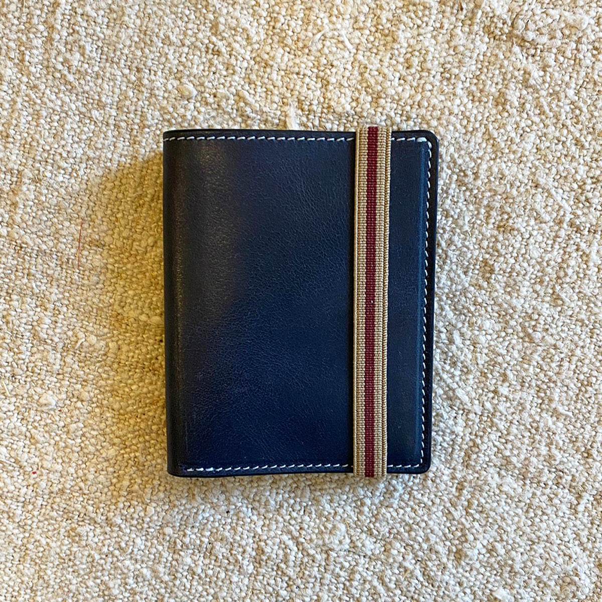 CARTERA AZUL MARINO INTERIOR BURDEOS | VALENTÍN DEL BARRIO