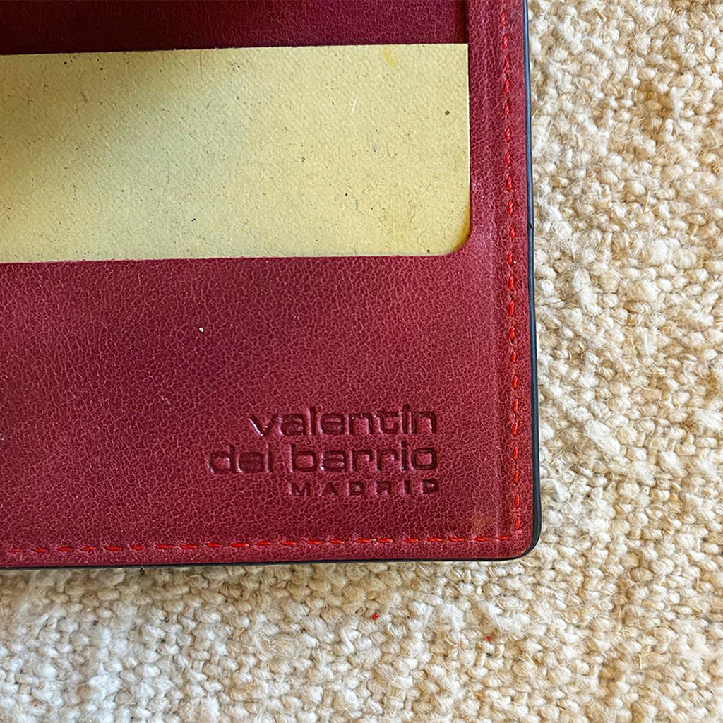 CARTERA AZUL MARINO INTERIOR BURDEOS | VALENTÍN DEL BARRIO