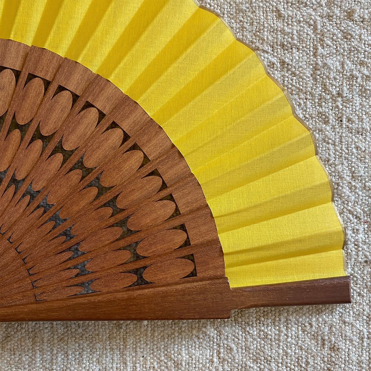 SIMPLE BLUE FAN | VALENCIA