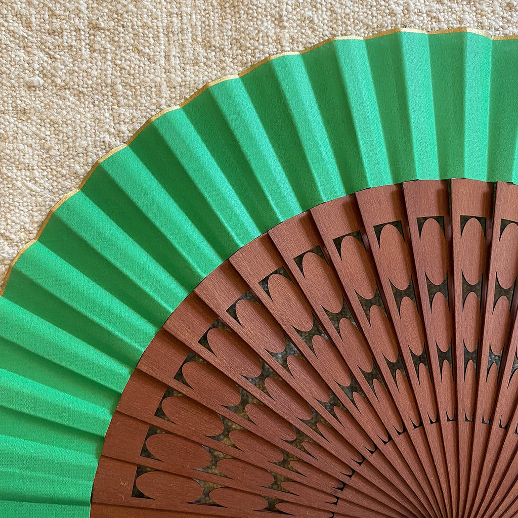 SIMPLE BLUE FAN | VALENCIA