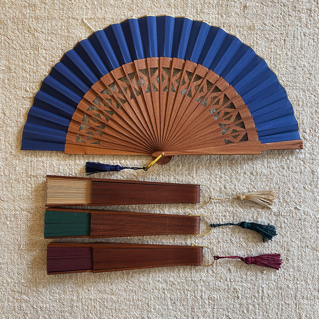 Simple red fan | Valencia