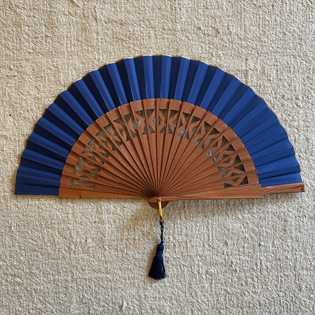 Simple red fan | Valencia