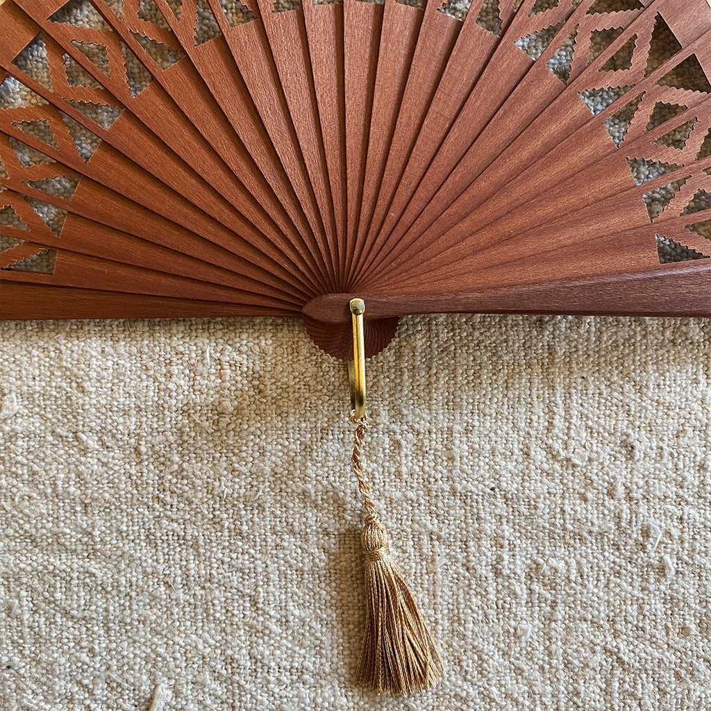 Simple red fan | Valencia