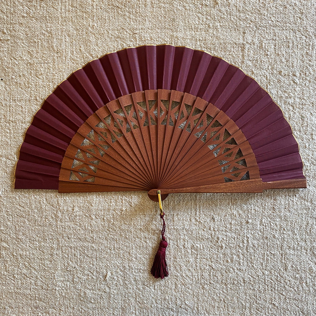 Simple red fan | Valencia