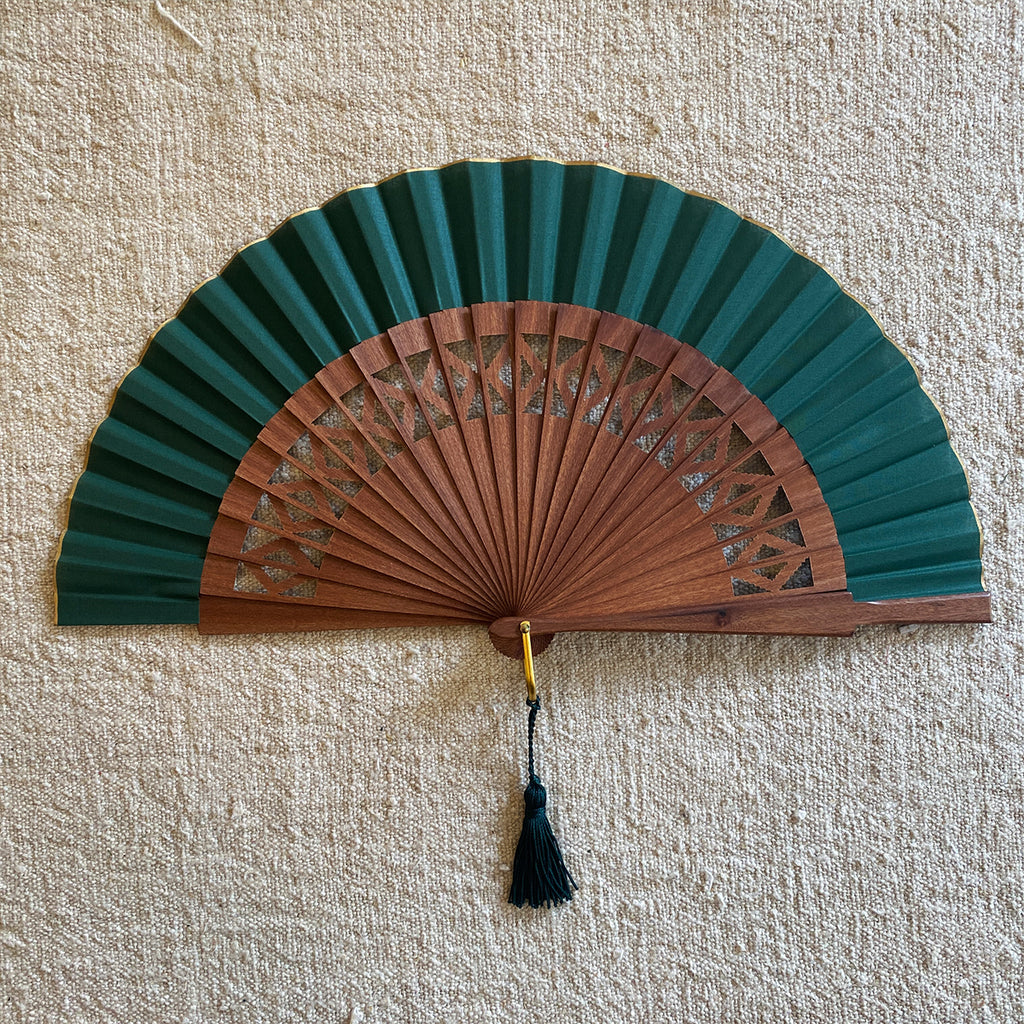 Simple red fan | Valencia
