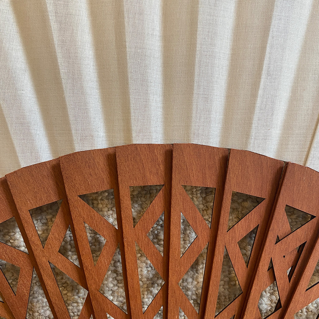 Garnet Die-Cut Fan | Valencia