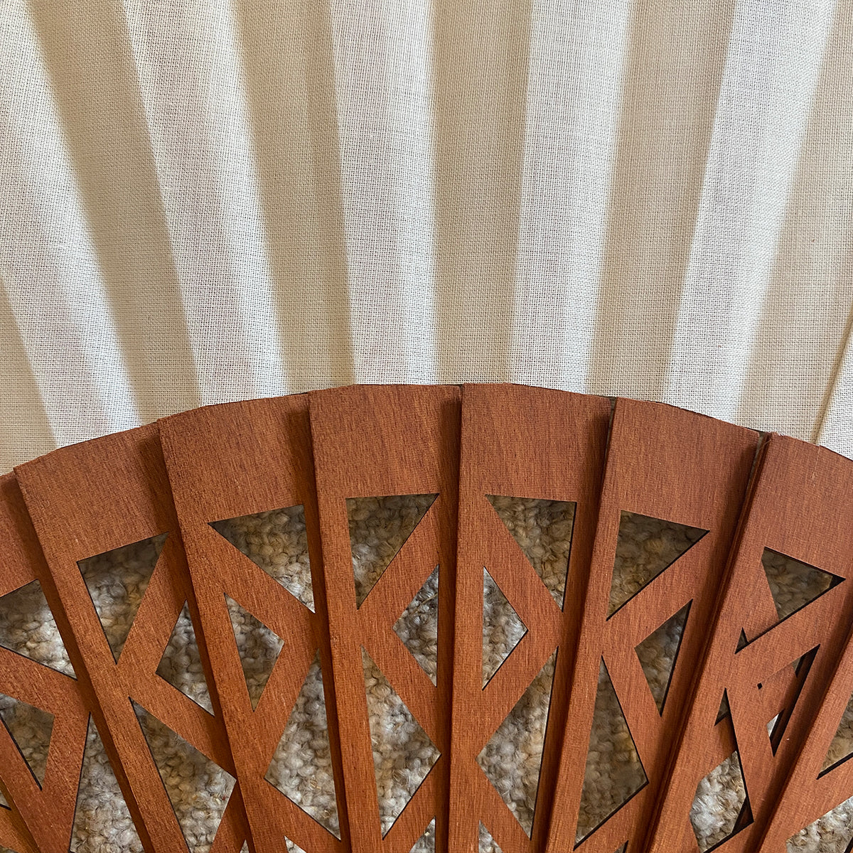 Garnet Die-Cut Fan | Valencia