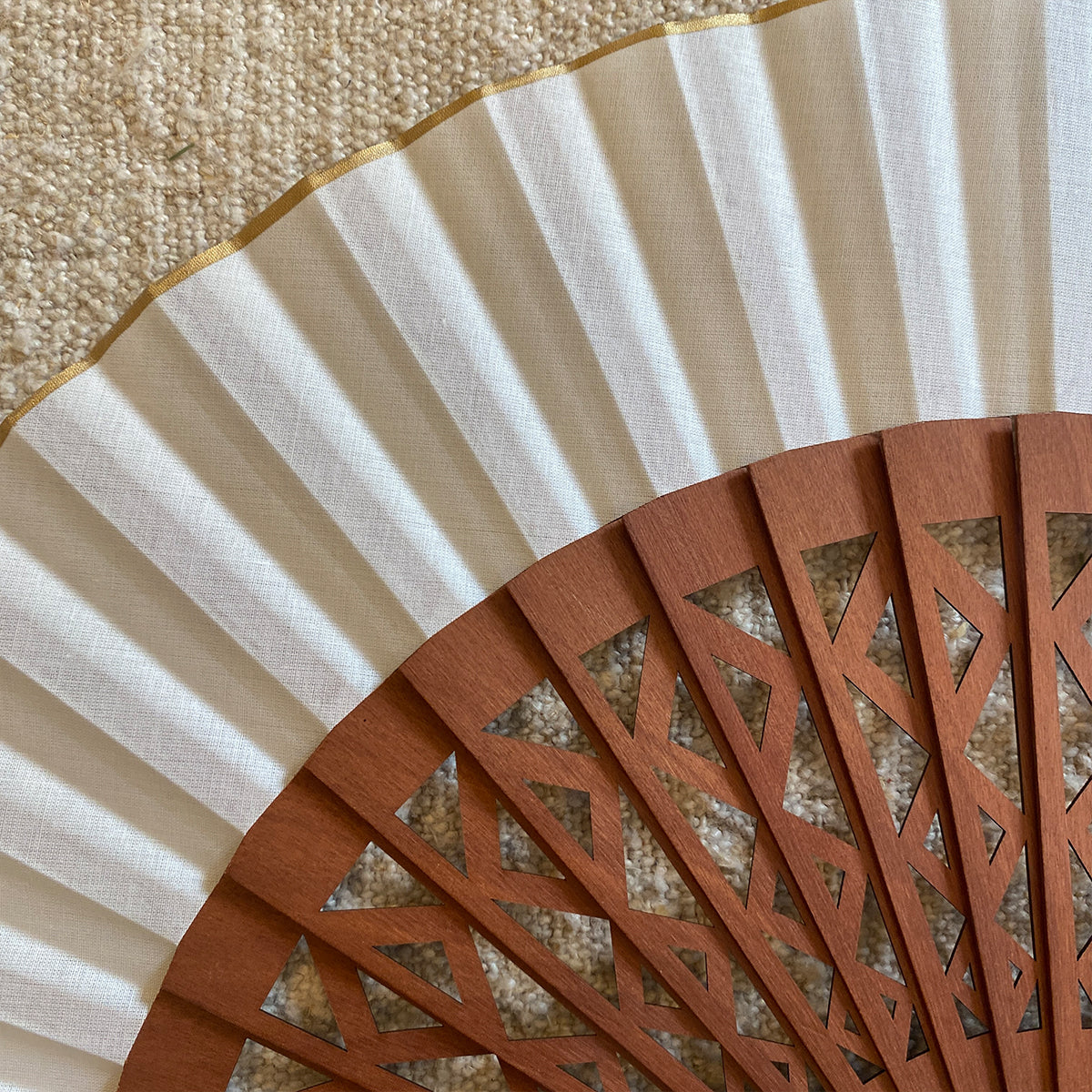 Garnet Die-Cut Fan | Valencia