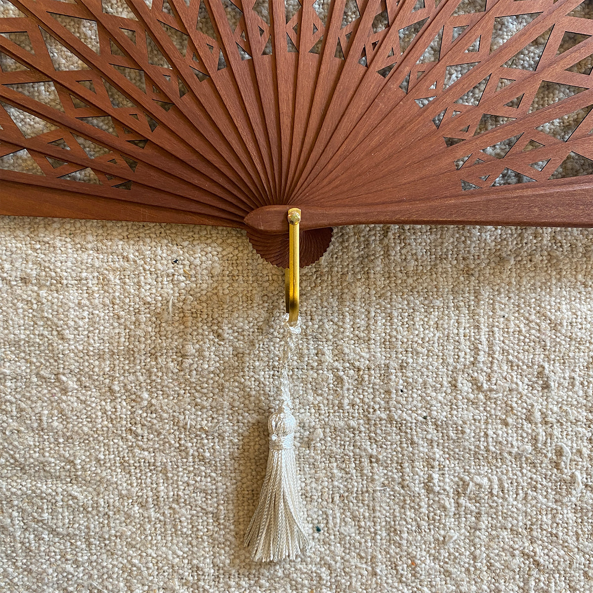 Garnet Die-Cut Fan | Valencia