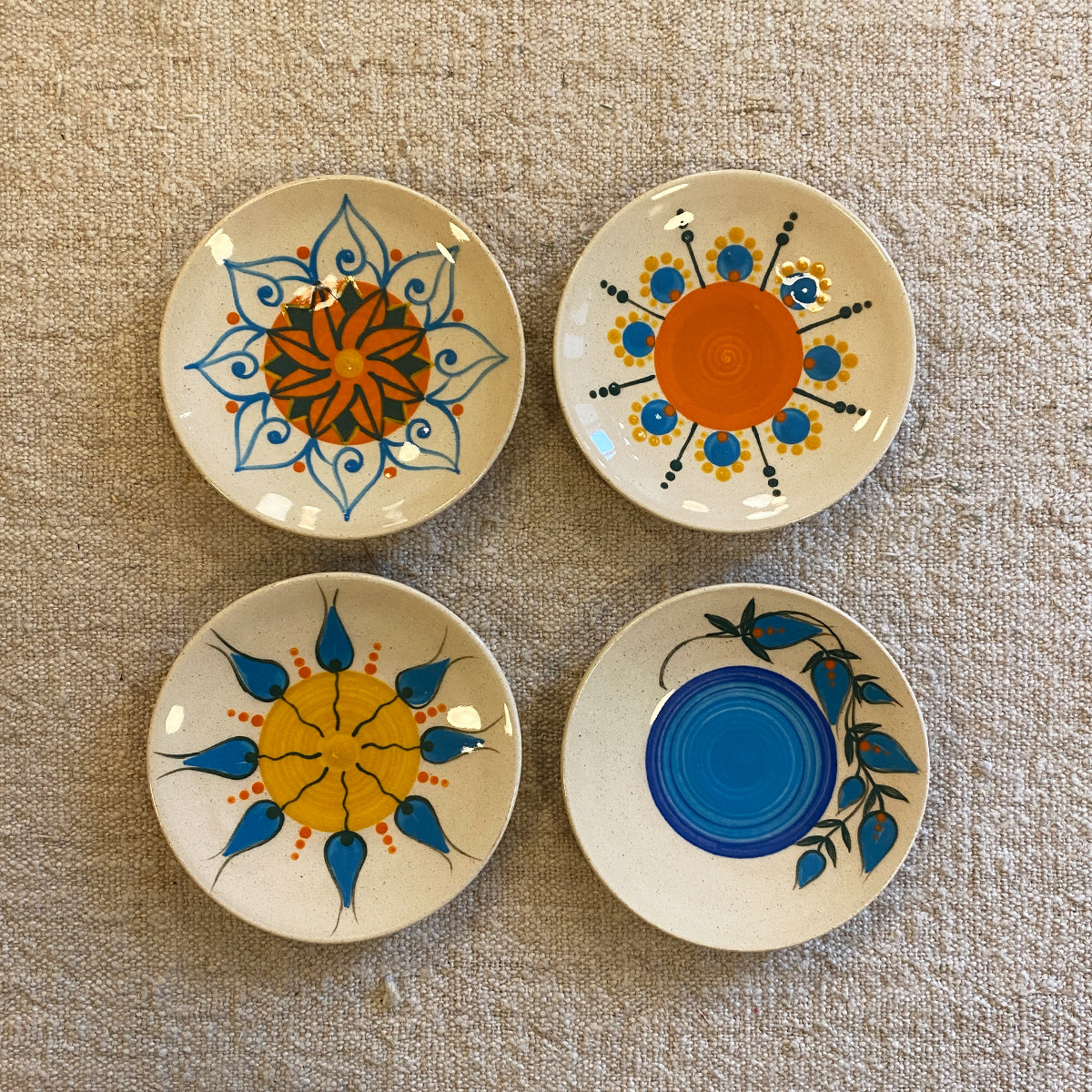 SET OF 4 DECORATED BREAD PLATES N1 | GALICIA
