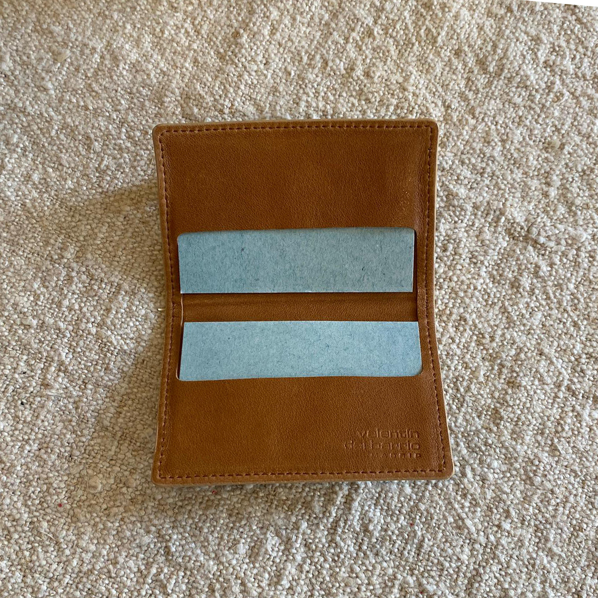 TARJETERO BEIGE CREMA | VALENTÍN DEL BARRIO