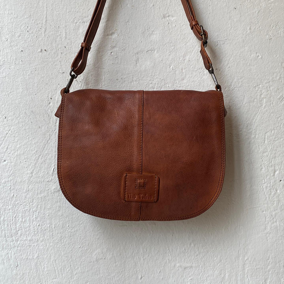 BOLSO SOLAPA CUERO | CÁDIZ